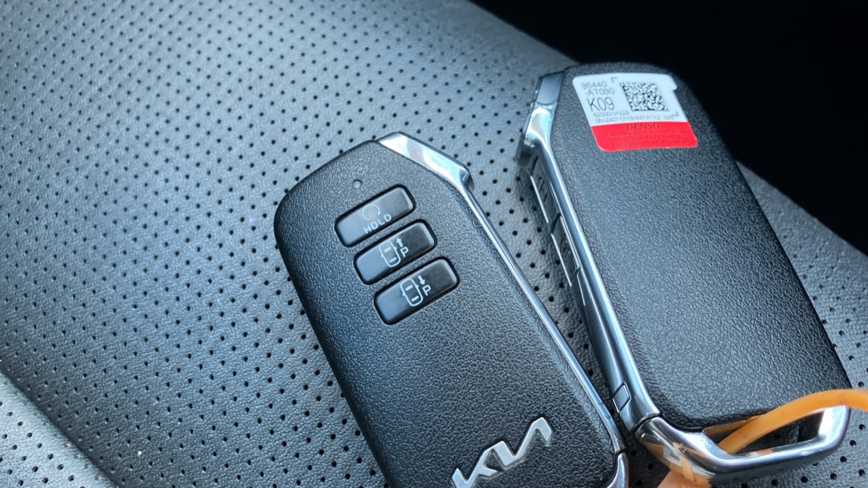 Kia Niro 1.6 GDi Hybrid 4 5dr DCT Hybrid Estate - Image 43