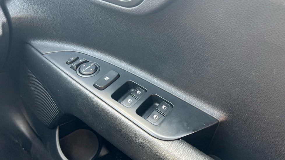 Kia Rio 1.0 T GDi 48V 118 3 5dr Petrol Hatchback - Image 33