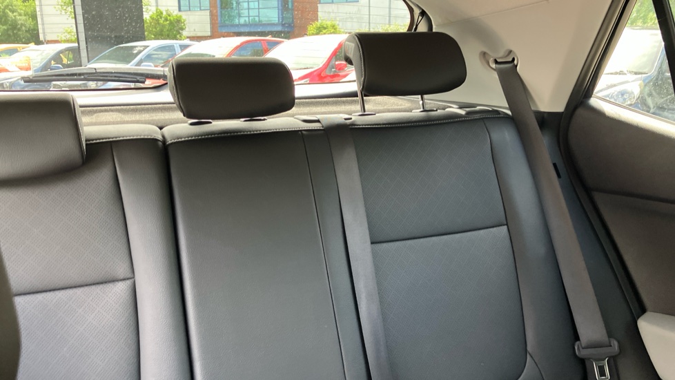 Kia Stonic 1.0T GDi 4 5dr Auto Petrol Estate - Image 15