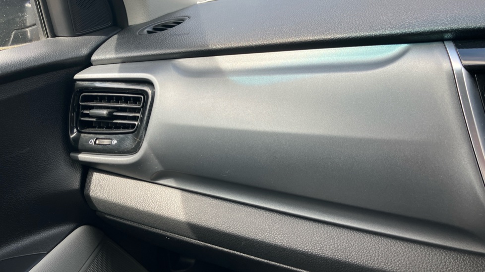 Kia Stonic 1.0T GDi 4 5dr Auto Petrol Estate - Image 31
