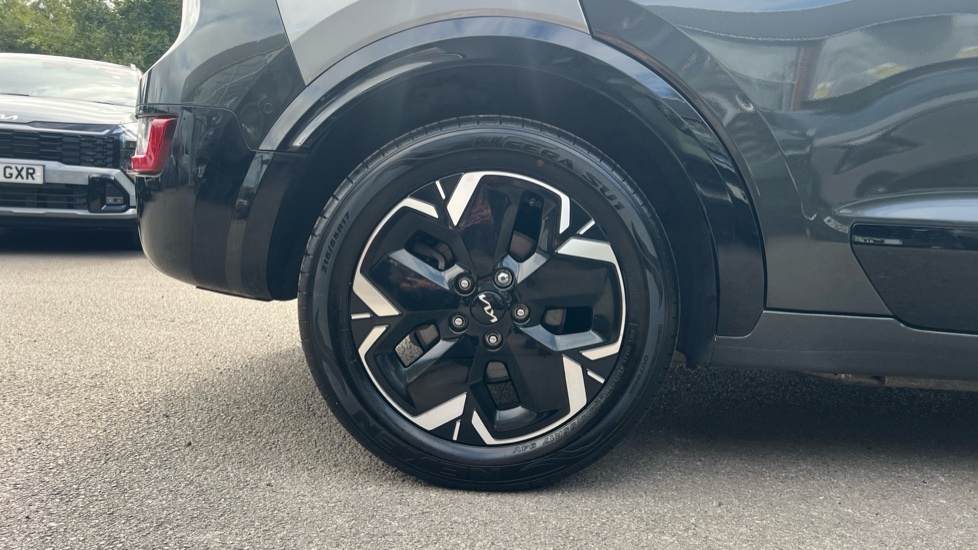 Kia Niro 150kW 4 65kWh 5dr Auto Electric Estate - Image 7