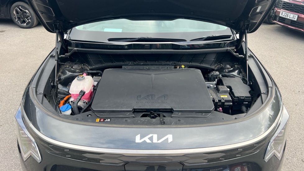 Kia Niro 150kW 4 65kWh 5dr Auto Electric Estate - Image 8