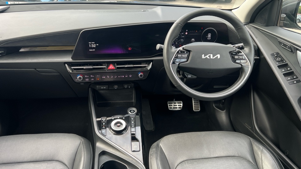 Kia Niro 150kW 4 65kWh 5dr Auto Electric Estate - Image 10