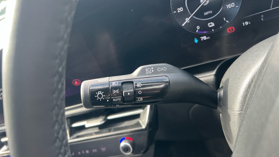 Kia Niro 150kW 4 65kWh 5dr Auto Electric Estate - Image 32