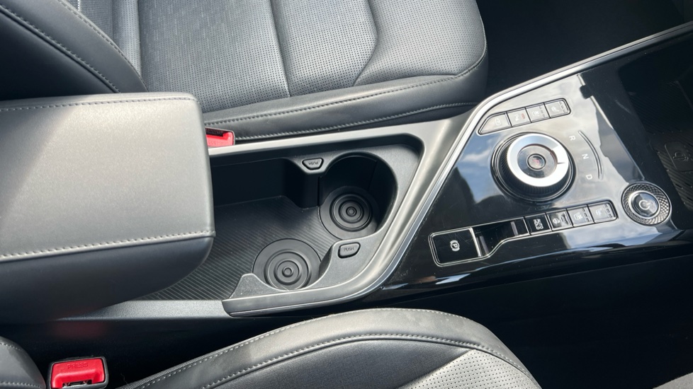 Kia Niro 150kW 4 65kWh 5dr Auto Electric Estate - Image 41