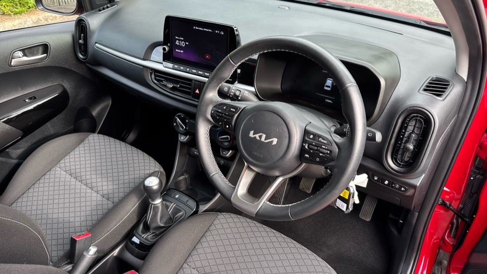 Kia Picanto 1.0 2 5dr Petrol Hatchback - Image 11