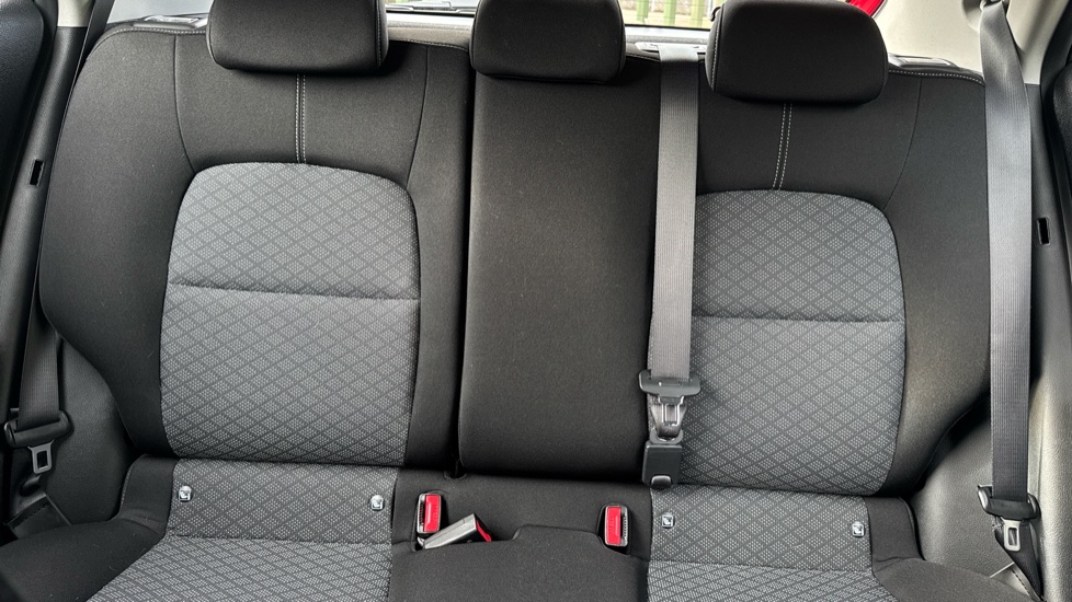 Kia Picanto 1.0 2 5dr Petrol Hatchback - Image 15