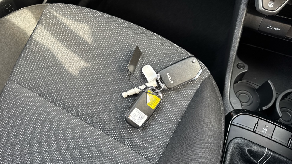 Kia Picanto 1.0 2 5dr Petrol Hatchback - Image 20