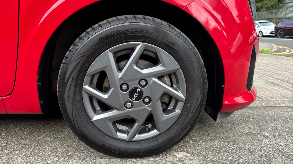 Kia Picanto 1.0 2 5dr Petrol Hatchback - Image 21