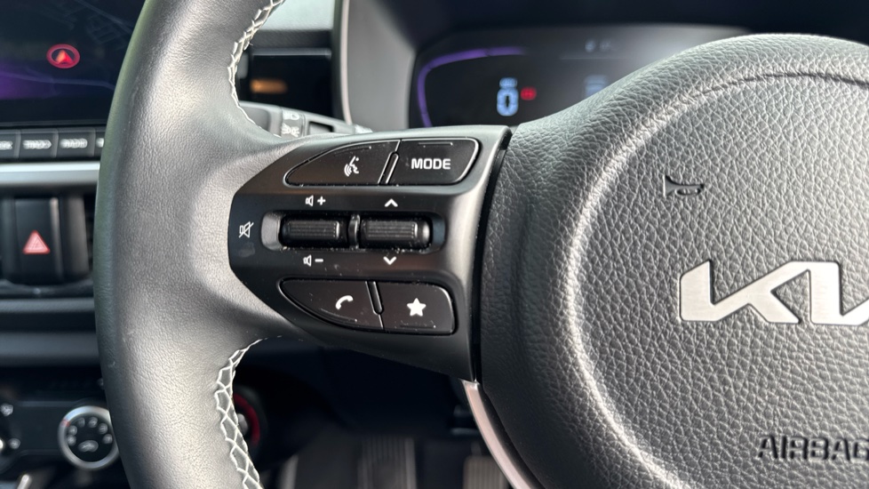 Kia Picanto 1.0 2 5dr Petrol Hatchback - Image 30