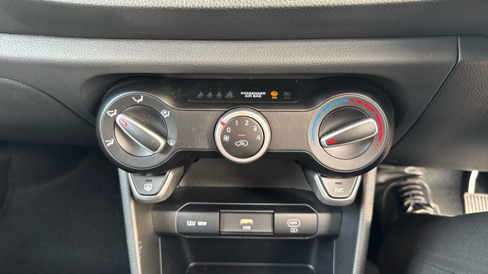 Kia Picanto 1.0 2 5dr Petrol Hatchback - Image 37