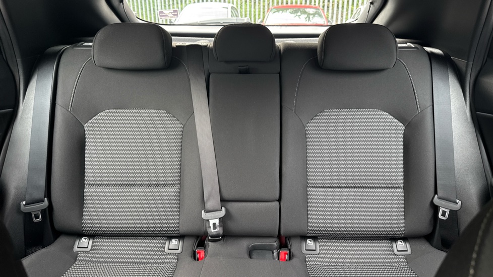 Kia Xceed 1.5T GDi ISG 138 2 5dr Petrol Hatchback - Image 15