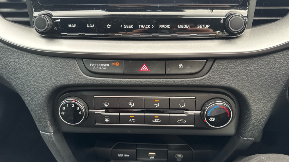 Kia Xceed 1.5T GDi ISG 138 2 5dr Petrol Hatchback - Image 29