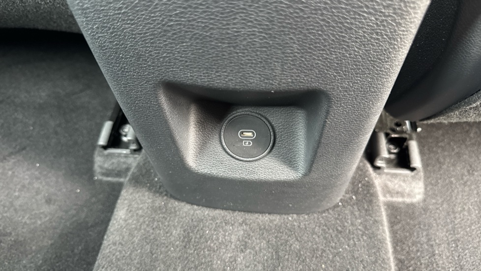 Kia Xceed 1.5T GDi ISG 138 2 5dr Petrol Hatchback - Image 37