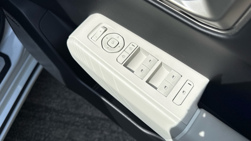 Kia EV4 150kW GT-Line S 81kWh 5dr Auto Electric Hatchback - Image 25