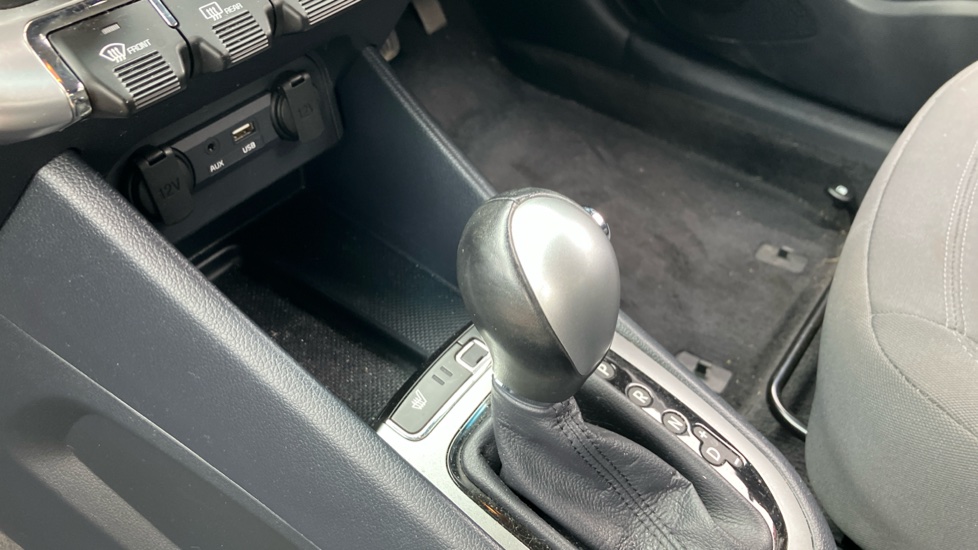 Kia Rio 1.4 3 5dr Auto Petrol Hatchback - Image 13