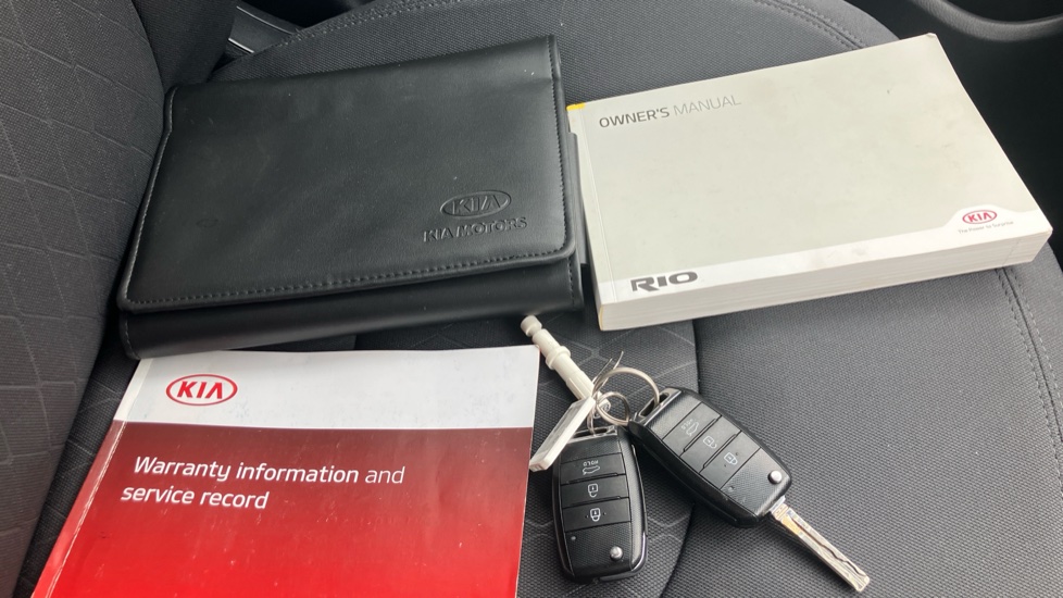 Kia Rio 1.4 3 5dr Auto Petrol Hatchback - Image 19