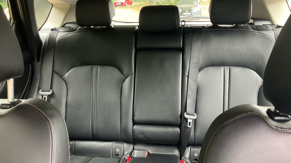 Mazda CX-60 2.5 PHEV Exclusive-Line 5dr Auto Estate - Image 15