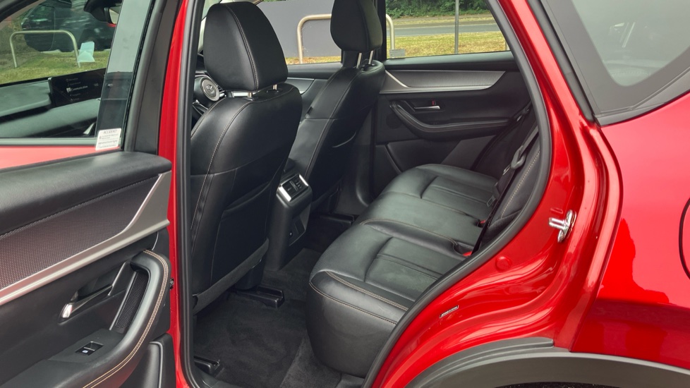 Mazda CX-60 2.5 PHEV Exclusive-Line 5dr Auto Estate - Image 16