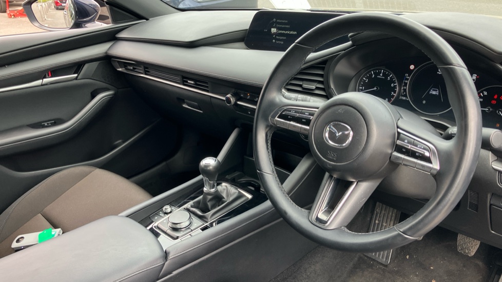Mazda 3 2.0 e-Skyactiv G MHEV SE-L 5dr Petrol Hatchback - Image 11