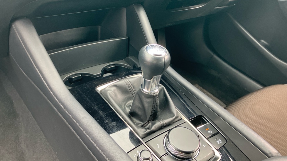 Mazda 3 2.0 e-Skyactiv G MHEV SE-L 5dr Petrol Hatchback - Image 13