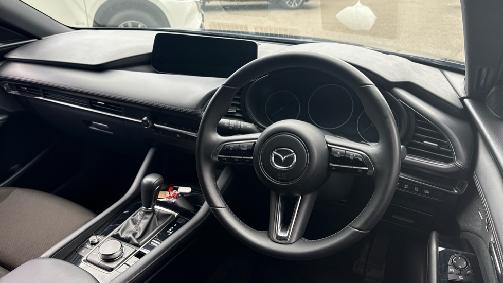 Mazda 3 2.5 e-Skyactiv G MHEV 140 Exclusive-Line 5dr Auto Petrol Hatchback - Image 11