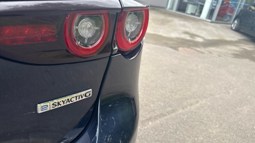 Mazda 3 2.5 e-Skyactiv G MHEV 140 Exclusive-Line 5dr Auto Petrol Hatchback - Image 26