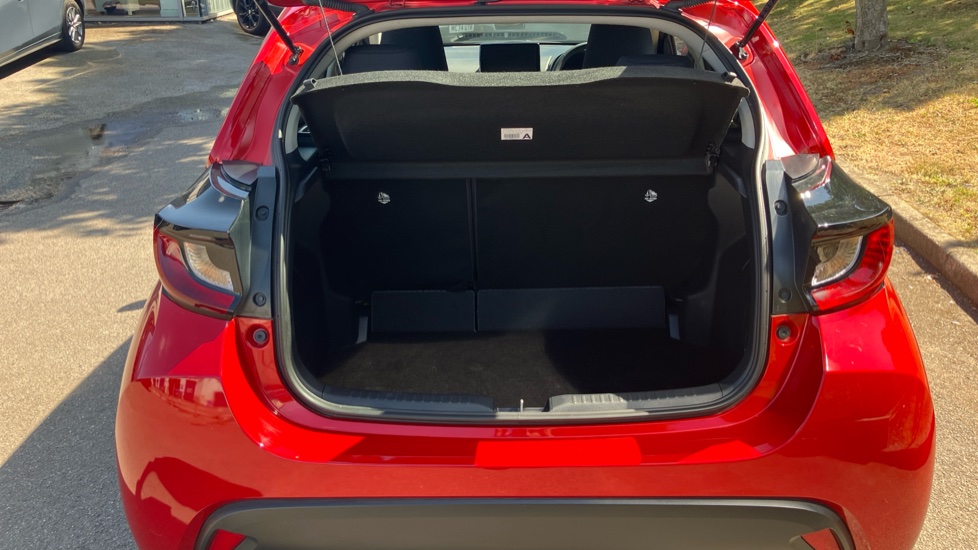 Mazda 2 Hybrid 1.5i Hybrid Centre Line 5dr CVT Hybrid Hatchback - Image 4