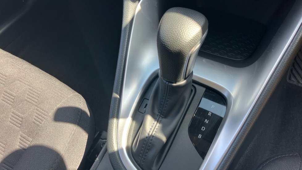 Mazda 2 Hybrid 1.5i Hybrid Centre Line 5dr CVT Hybrid Hatchback - Image 13