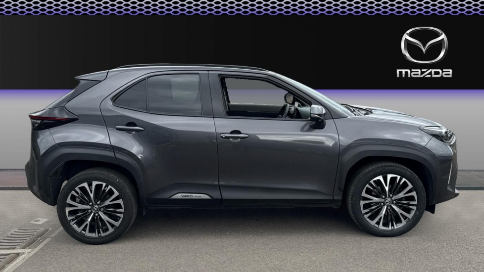 Toyota Yaris Cross 1.5 Hybrid Excel AWD 5dr CVT Hybrid Estate - Image 5