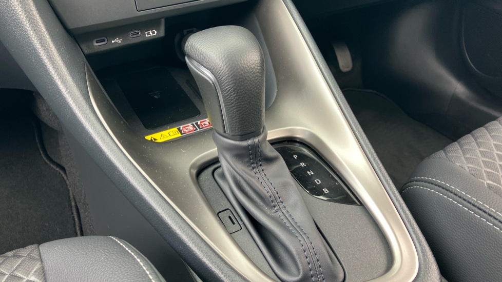 Mazda 2 Hybrid 1.5i Hybrid Homura 5dr CVT Hybrid Hatchback - Image 13