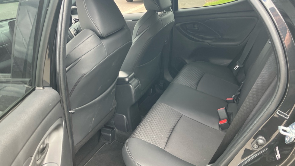 Mazda 2 Hybrid 1.5i Hybrid Homura 5dr CVT Hybrid Hatchback - Image 16