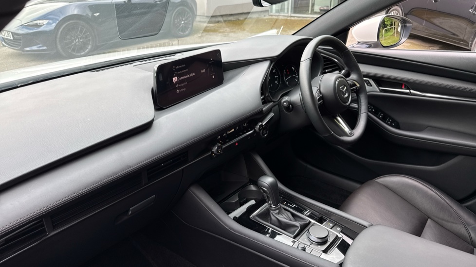 Mazda 3 2.0 e-Skyactiv X MHEV [186] Takumi 5dr Auto Petrol Hatchback - Image 9