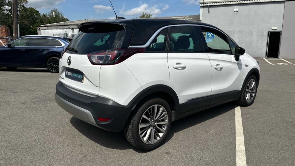 Vauxhall Crossland X 1.2 [83] Griffin 5dr [Start Stop] Petrol Hatchback - Image 23