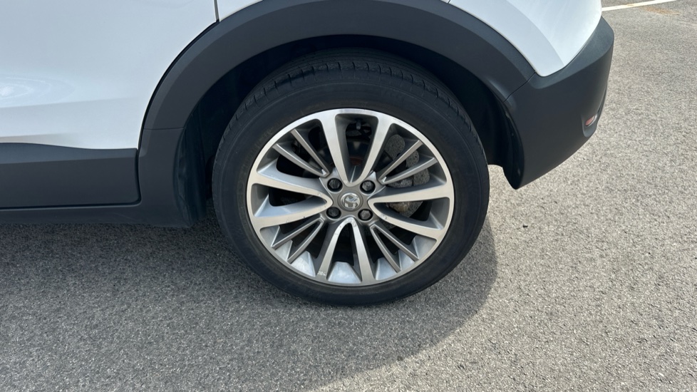 Vauxhall Crossland X 1.2 [83] Griffin 5dr [Start Stop] Petrol Hatchback - Image 26