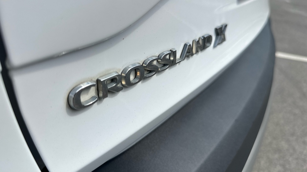 Vauxhall Crossland X 1.2 [83] Griffin 5dr [Start Stop] Petrol Hatchback - Image 30