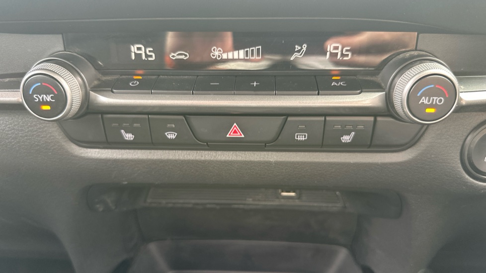 Mazda CX-30 2.0 e-Skyactiv G MHEV SE-L Lux 5dr Petrol Hatchback - Image 27