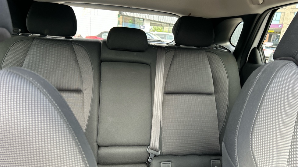 Mazda CX-30 2.0 e-Skyactiv X MHEV Sport Lux 5dr Petrol Hatchback - Image 15