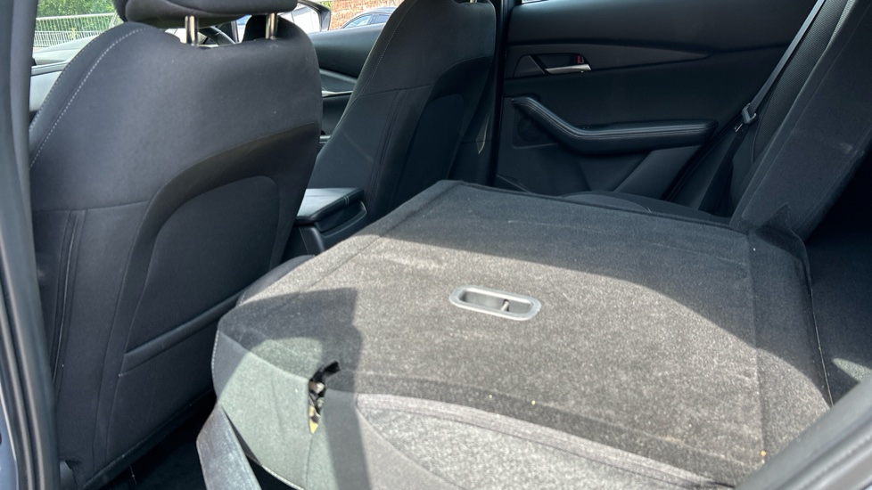 Mazda CX-30 2.0 e-Skyactiv G MHEV SE-L 5dr Petrol Hatchback - Image 37