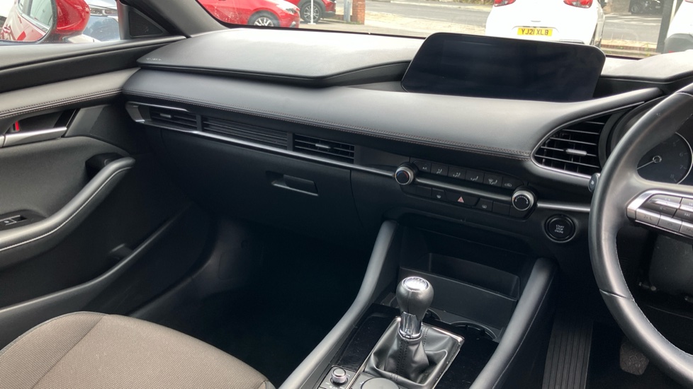 Mazda 3 2.0 e-Skyactiv G MHEV SE-L 5dr Petrol Hatchback - Image 11