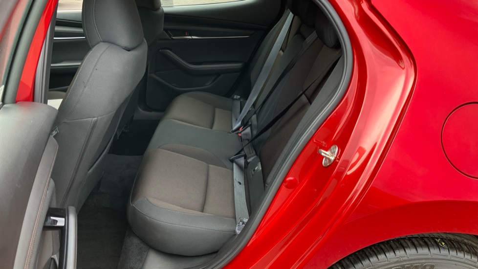 Mazda 3 2.0 e-Skyactiv G MHEV SE-L 5dr Petrol Hatchback - Image 16