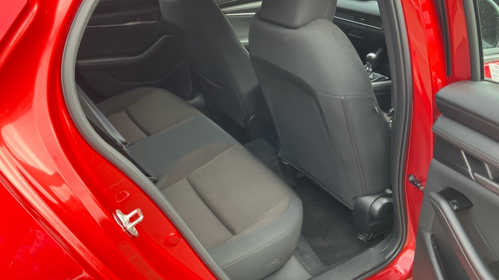 Mazda 3 2.0 e-Skyactiv G MHEV SE-L 5dr Petrol Hatchback - Image 37
