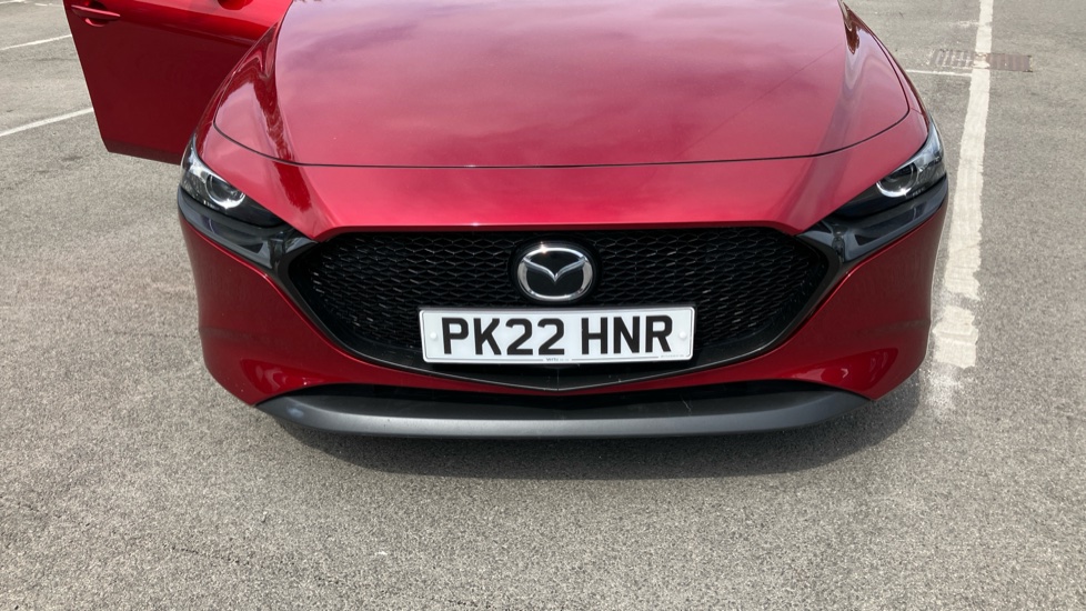 Mazda 3 2.0 e-Skyactiv G MHEV SE-L 5dr Petrol Hatchback - Image 45