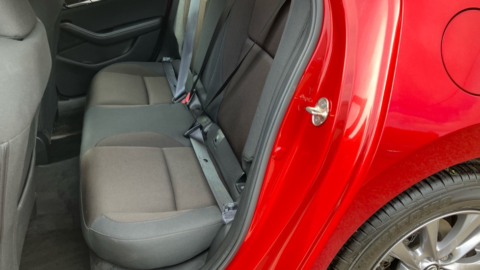 Mazda 3 2.0 e-Skyactiv G MHEV SE-L 5dr Petrol Hatchback - Image 49