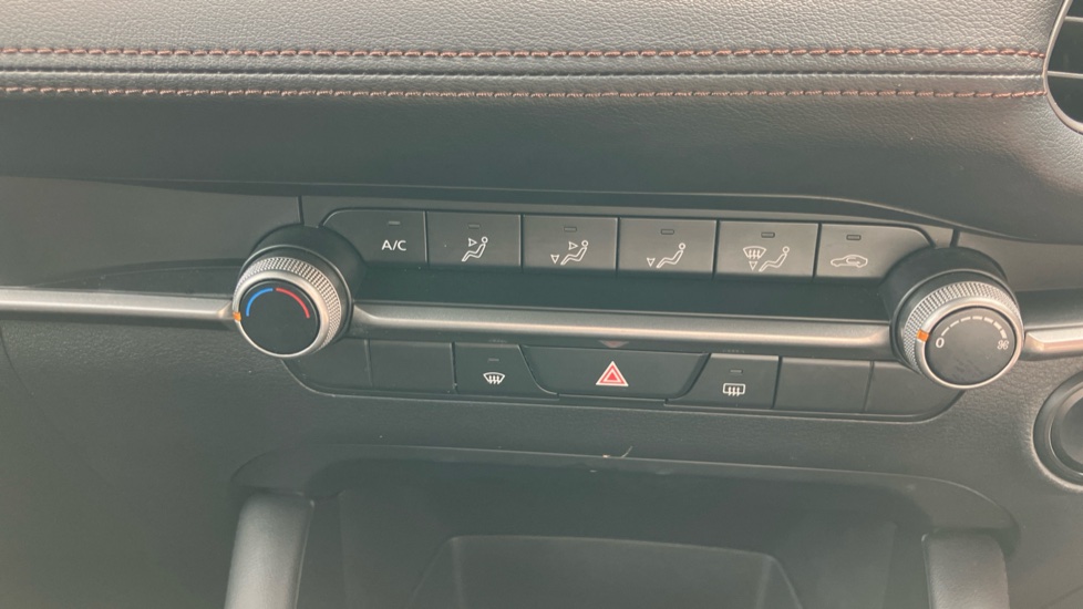 Mazda 3 2.0 e-Skyactiv G MHEV SE-L 5dr Petrol Hatchback - Image 71