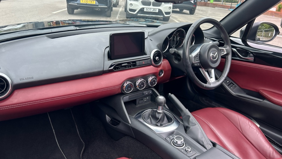 Mazda MX-5 2.0 [184] GT Sport Tech 2dr Petrol Convertible - Image 9