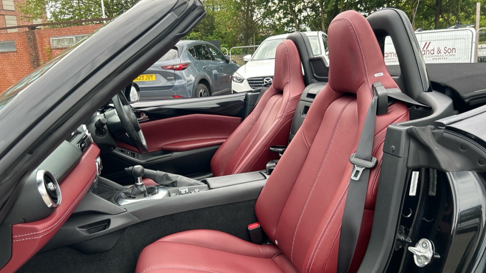 Mazda MX-5 2.0 [184] GT Sport Tech 2dr Petrol Convertible - Image 16