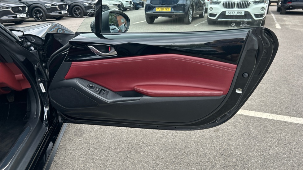 Mazda MX-5 2.0 [184] GT Sport Tech 2dr Petrol Convertible - Image 34