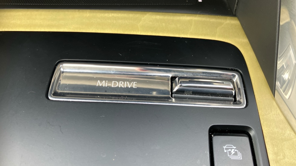Mazda CX-80 2.5 PHEV Takumi Plus 5dr Auto AWD [Conv/DAP/Pan] Estate - Image 22