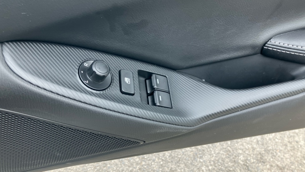 Mazda MX-5 1.5 [132] Exclusive-Line 2dr Petrol Convertible RF - Image 38